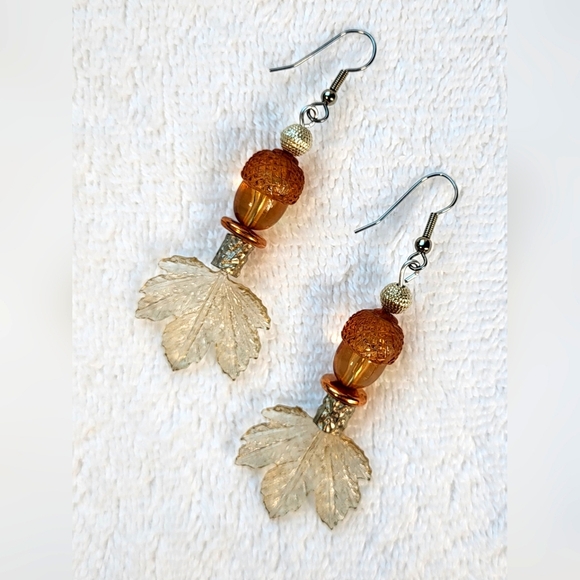 Artisan Jewelry - ARTISAN Acorn and Maple Leaf Beaded Statement Dangle Earrings / Pierced